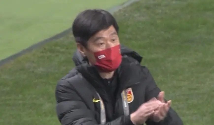 本片改编自推理小说家知念实希人的同名小说，布景设定在被铁栅栏封锁的原精力科病院，讲述在牢狱里产生了禁锢64名身份不明的住院患者和人员的事务，被连累的速水(坂口饰)在病院内接连碰到不成思议的工作，并试图逃出的故事。